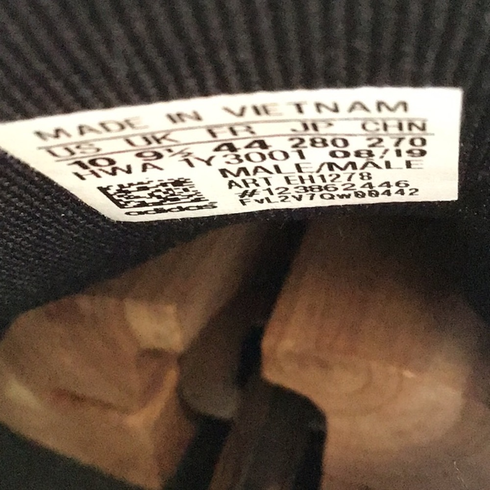 Adidas - Picture 7 of 9